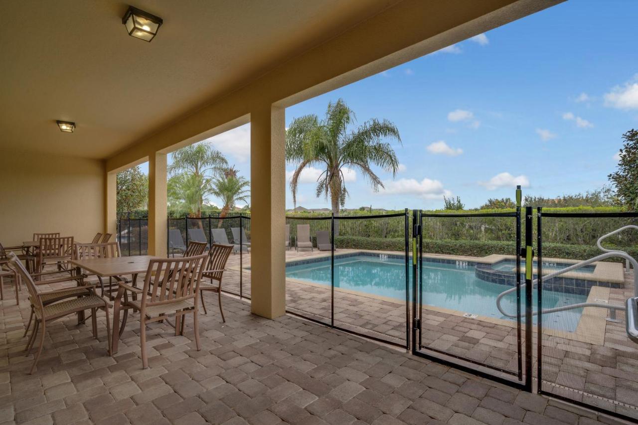 Huge 10 Bdr Family House With Arcades And Free Pool Heat Near Disney オーランド エクステリア 写真
