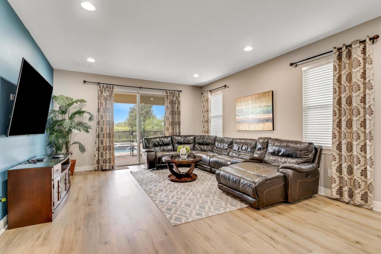 Huge 10 Bdr Family House With Arcades And Free Pool Heat Near Disney オーランド エクステリア 写真