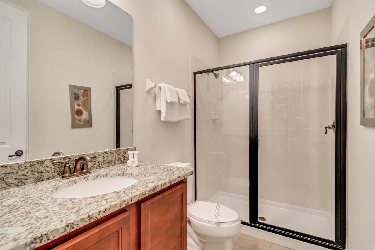 Huge 10 Bdr Family House With Arcades And Free Pool Heat Near Disney オーランド エクステリア 写真