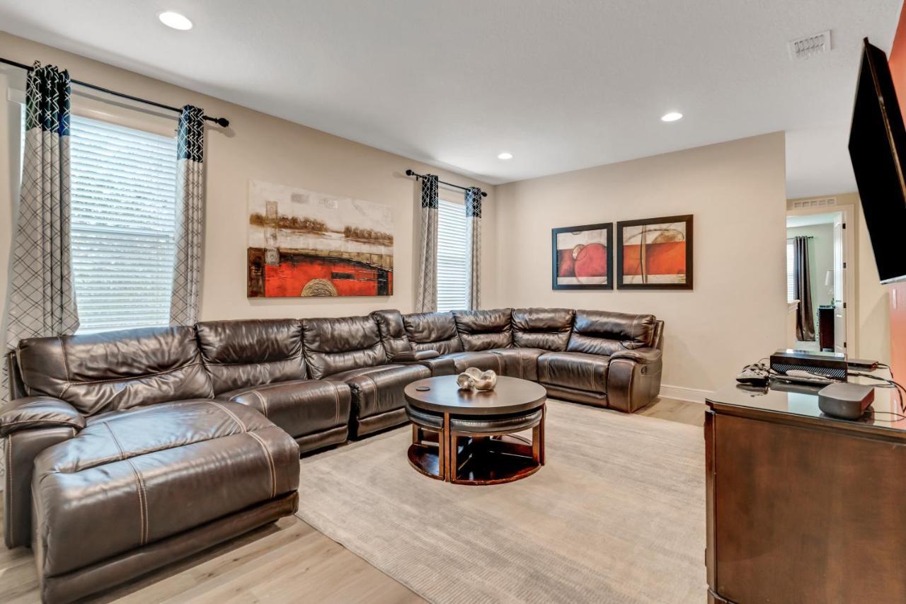 Huge 10 Bdr Family House With Arcades And Free Pool Heat Near Disney オーランド エクステリア 写真