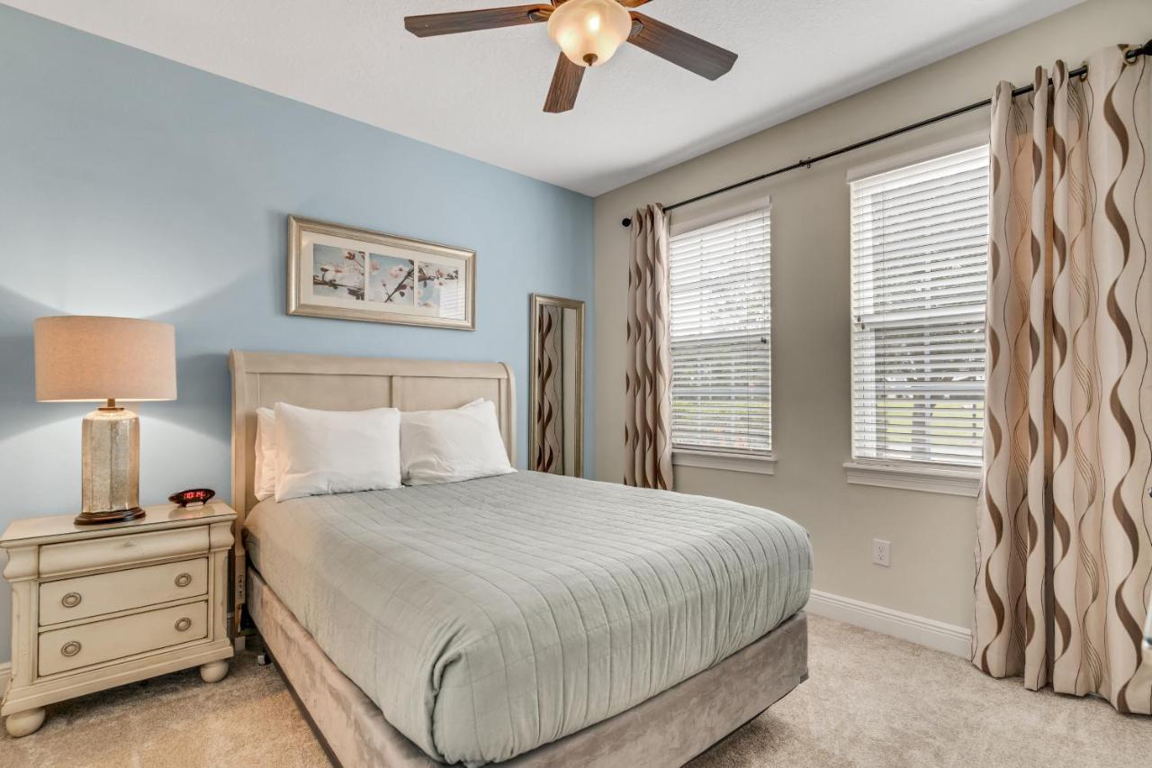 Huge 10 Bdr Family House With Arcades And Free Pool Heat Near Disney オーランド エクステリア 写真