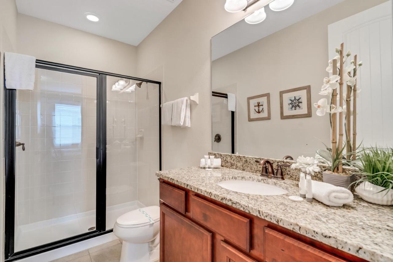Huge 10 Bdr Family House With Arcades And Free Pool Heat Near Disney オーランド エクステリア 写真